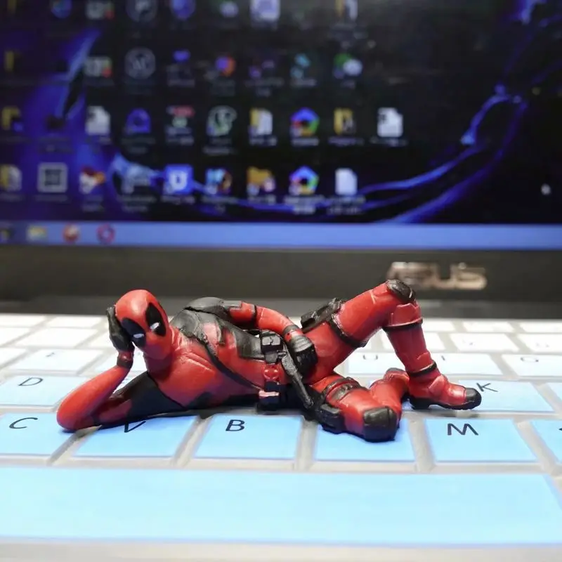  ZKTSRY Deadpool Car Accessories,Classics Anime Figures Model  for Home, Car, Desk and Computer Decorations (Style 2) : Toys & Games