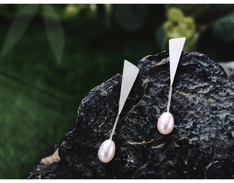 LFJB0055-Special-Triangle-Drop-Earrings_11