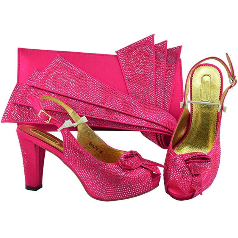 MM1076 Fuchsia SIZE 38-43 HEEL 10CM 1KG RMB225_