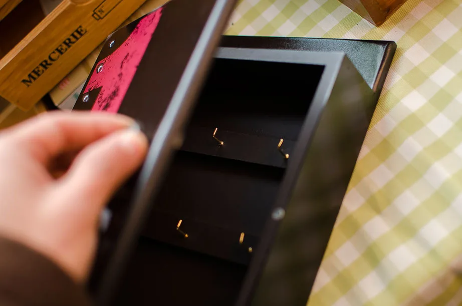 1264138174_1401444317