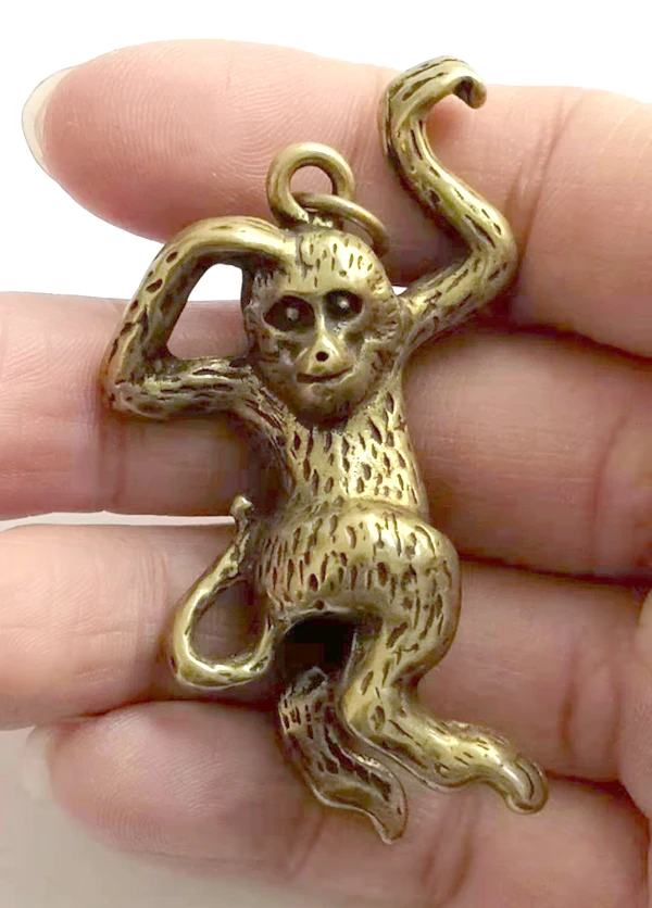 02111Exquisite Collectible Decoration Old Brass Carved Lovely Monkey Lucky Statue Pendant