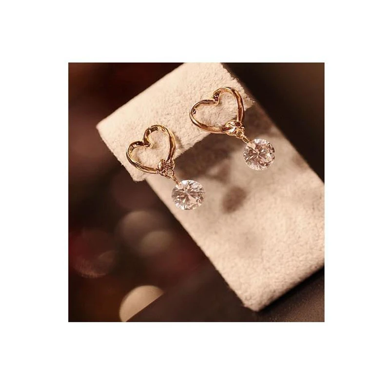 

Fashion Simple Earrings For Girl Crystal Wedding Women Heart Design Elegant Earring Fashion Jewelry Earring Accessories A002