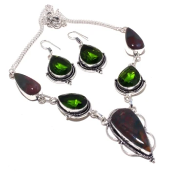 

Bloodstone,Peridots Necklace + Earings Silver Overlay over Copper, 50.3 cm , N3939