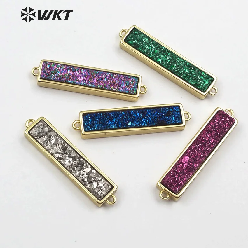 

WT-C268 Wholesale Dainty Druzy Quartz Pendant In Rectangle Shape Double Hoops With Titanium Electroplated For Jewelry Making