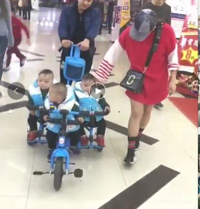 carrito trillizos juguete