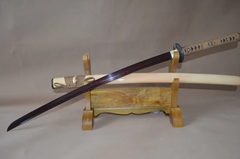

Handmade Red Fold Steel Battle Ready Katana Japanese Samurai Sword Full Tang Sharpened Lion Tsuba oringinal wood saya