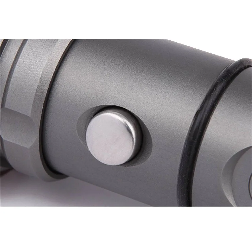 LED-Tactical-Flashlight-4000LM-5-modes-led-Flashlight-Rechargeable- Waterproof-Torch-with -3AAA-or-18650-for-Camping3