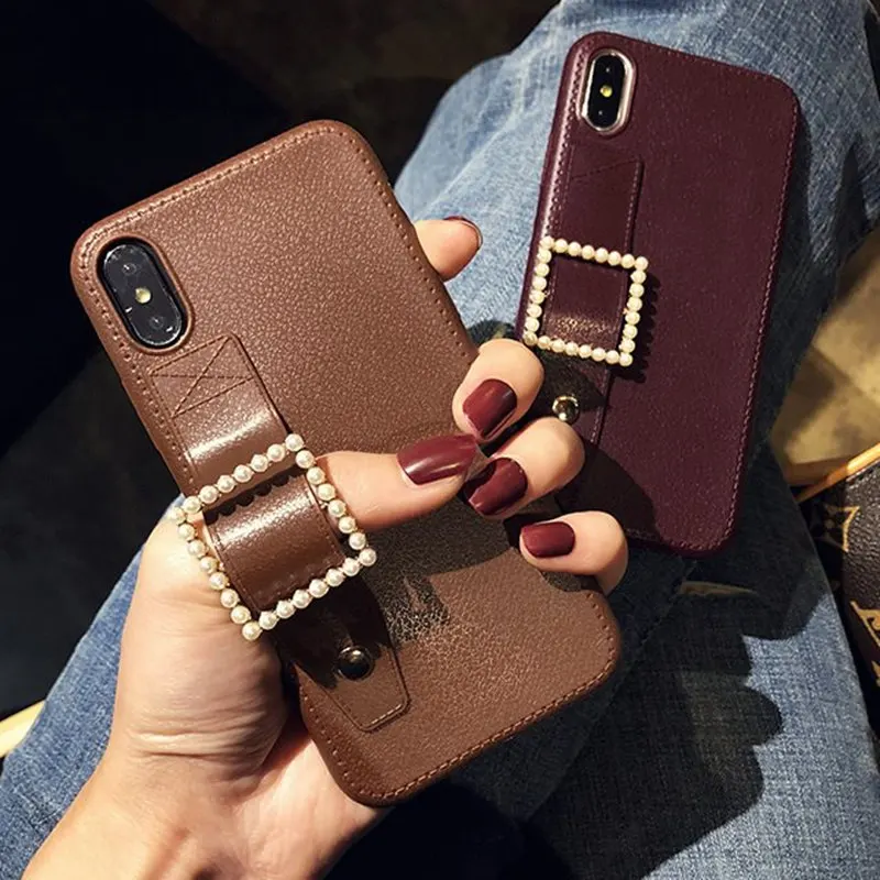 

3D luxury brand pearl silicone TPU wrist soft phone case for iphone 6 6S 7 8 plus X XS MAX Retro sexy cute hold stand coque
