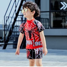 Новое поступление, для мальчиков детская пляжная одежда Спортивный Купальный со Свинкой; детская одежда для плавания; Мальчики Купальники 3 шт./компл. шляпа+ рубашка+ Мужские Шорты для купания Для детей женский купальник-бикини, sw661