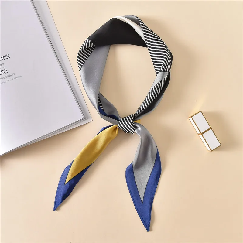 8851726734_2070773686