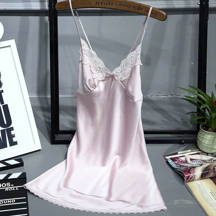 4053439197_1737005588_