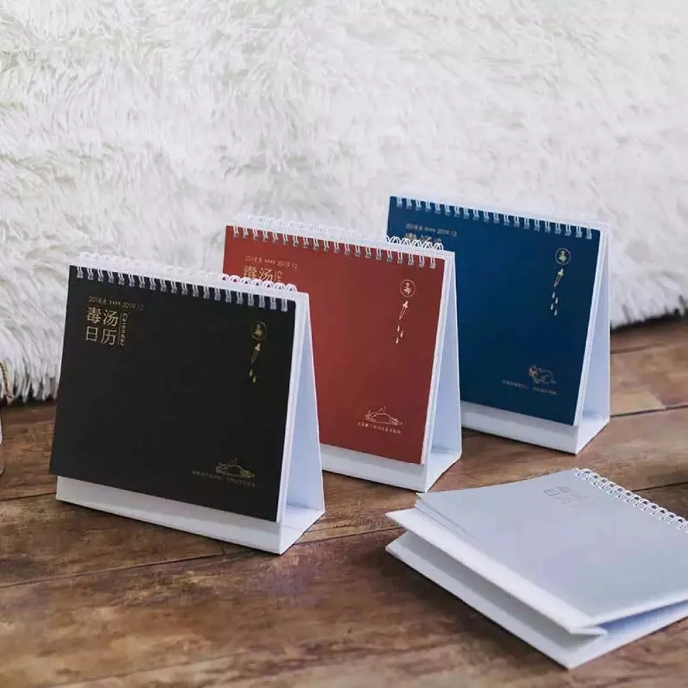 

Agenda 2019 Kawaii table calendar 17.2x18cm Fresh cartoon mini desktop paper calendar dual daily scheduler table planner yearl
