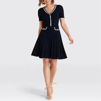 

Luxury Designer Brand Knitted Dress for Women Casual V Neck Pleated Knitted Dress