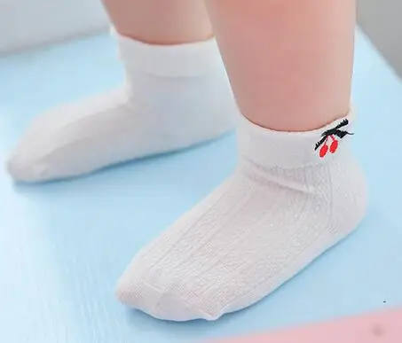 Kidadndy/детские носки мягкие носки для маленьких девочек однотонные носки из хлопка с вышивкой вишни YD556 - Цвет: white