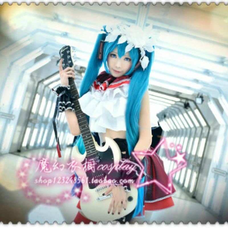 Hatsune Miku Cosplay Kostuum VOCALOID Zwaaide Vrouwen Lolita Party Kostuums Top + Rok + Mouwen + Strik + Sokken Hatsune Miku Cosplay Kostuum VOCALOID Zwaaide Vrouwen Lolita Party Kostuums Top + Rok + Mouwen + Strik + Sokken