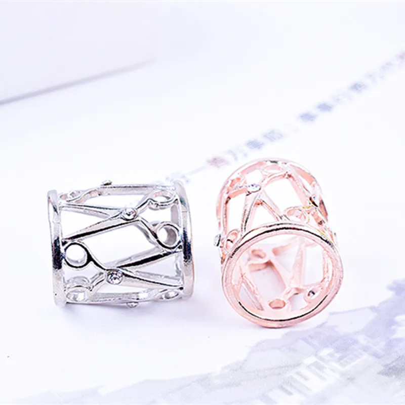 

2019 New Trendy Simple Hollow Crystal Tube Scissor Brooch scarves deduction shawl buckle female brooch wholesale