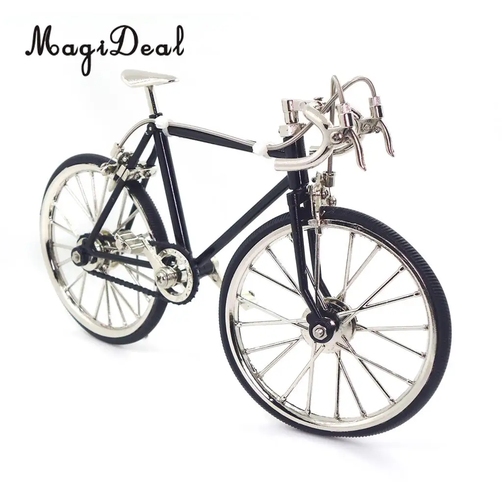 MagiDeal 1/10 Scale Alloy Bicycle Dollhouse Miniatures Furniture Garden Decor for Improving Kids Interest Practical Ability Toy