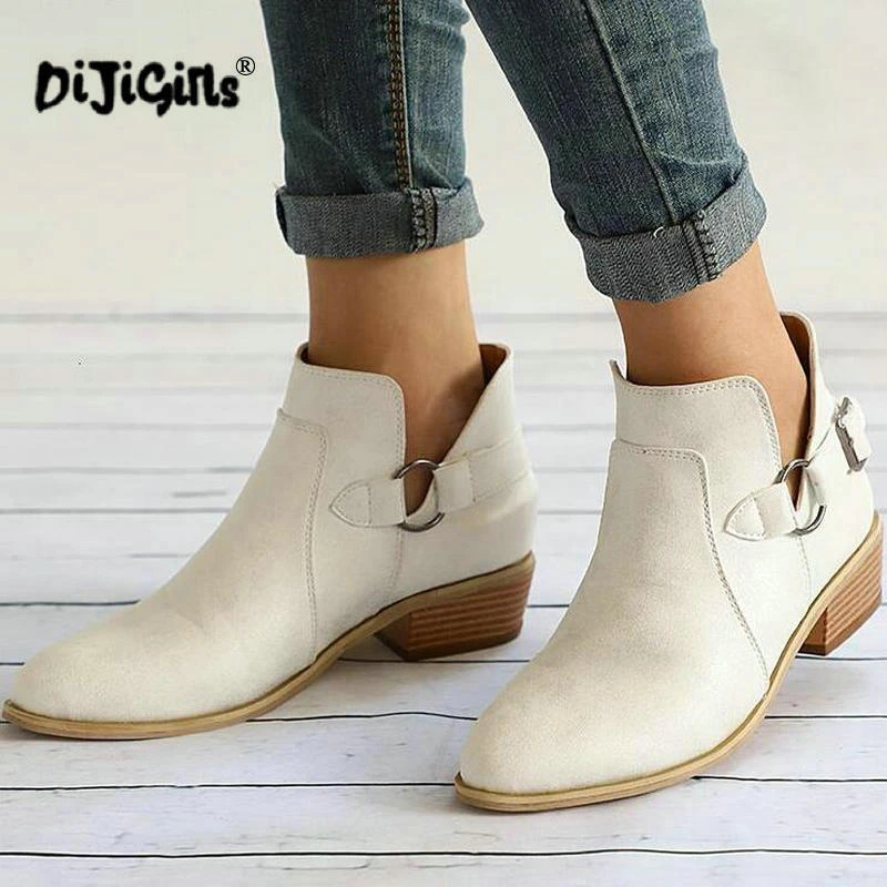 low heel clog boots