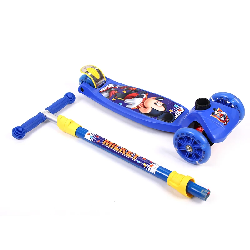 Disney Mickey aluminium folding kickboard scooter for children foot 3 wheel kick scooter kids (6)