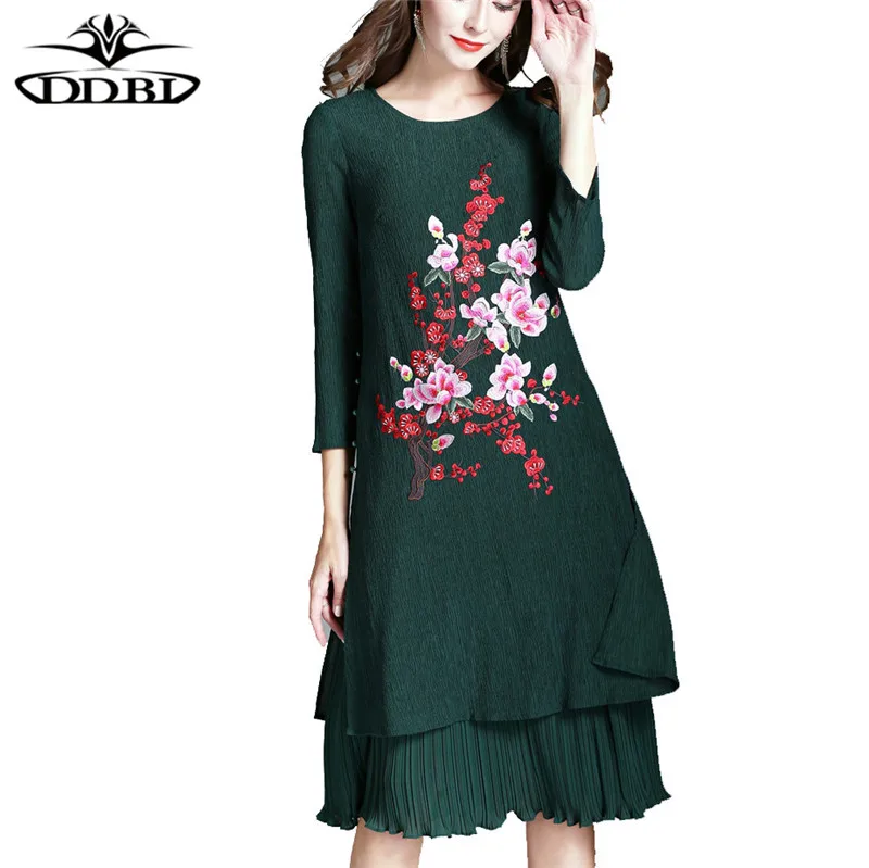 plus size women clothing large size dresses 40s 50s dresses green and black embrodery dress with pleated hem 170824