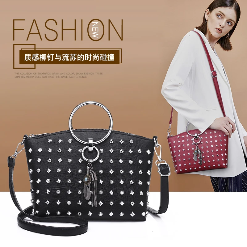 

Female bag 2019 new shell rivet chain bag handbag shoulder diagonal cross bag tassel shoulder bag female