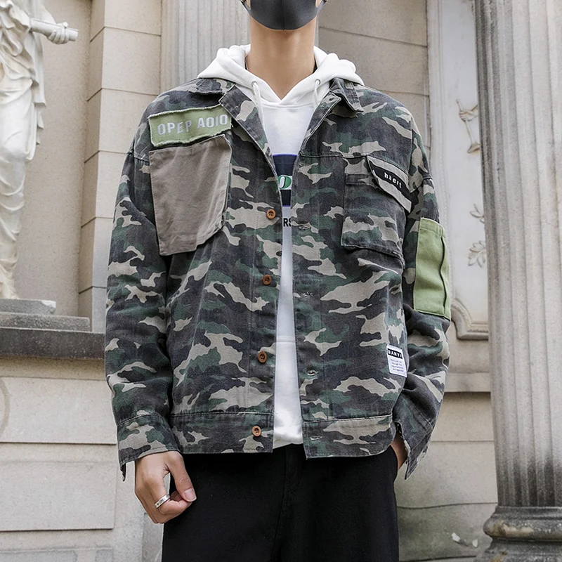 

YASUGUOJI New 2019 Safari Style Fashion Camouflage Patchwork Jacket Men Single Breasted Jeans Jacket Men Cargo Denim Jacket