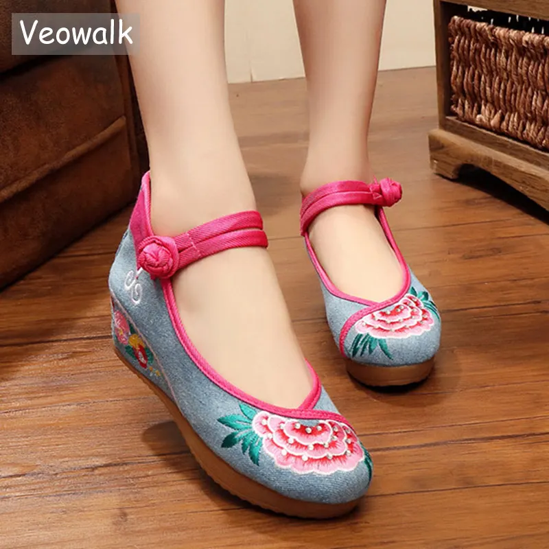 

Veowalk Spring Vintage Handmade Women Canvas Embroidery Shoes Ladies Floral Cotton Embroidered Flat Platforms Zapatos Mujer