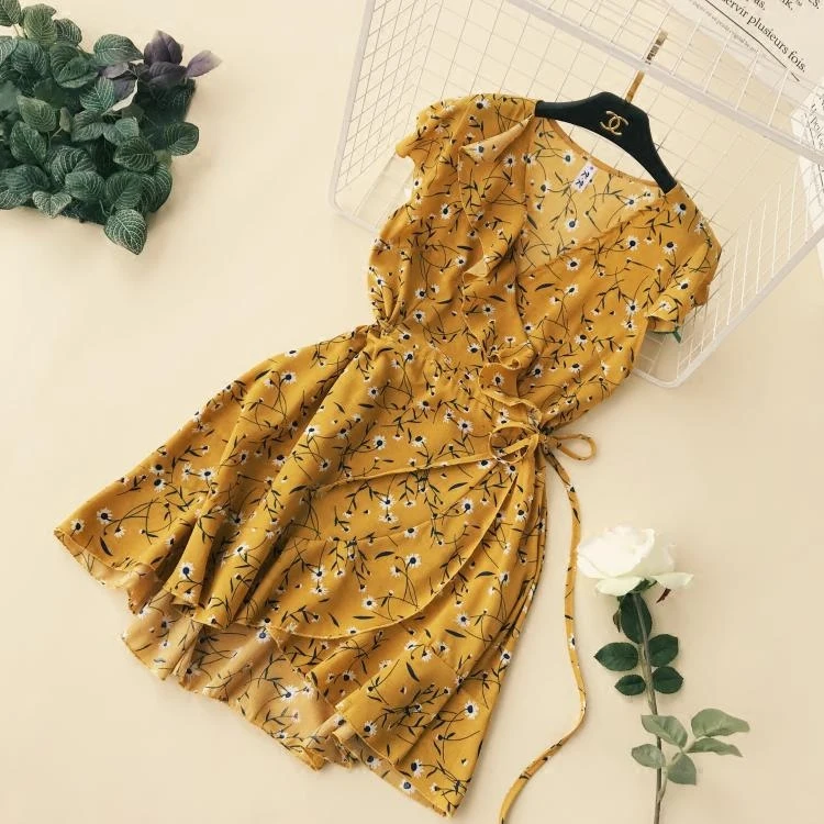 

2018 fashion Women V collar irregular flounces lace waist was thin floral beach holiday dress female