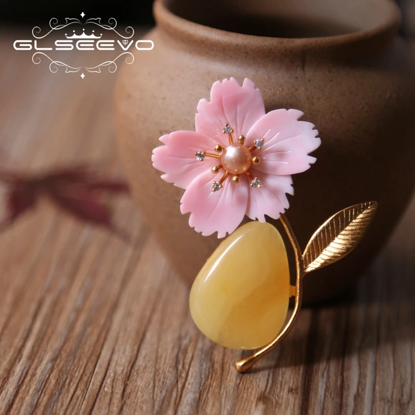 

GLSEEVO Natural Fresh Water Pearl Beeswax Brooch Pins Mother Of Pearl Flower Brooches For Women Dual Use Luxury Jewelry GO0194