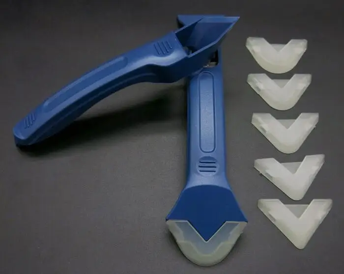 

Hot Sale 2 Pieces / set Mini Handmade Tools Scraper Utility Practical Floor Cleaner Tile Cleaner Surface Glue Residual Shovel