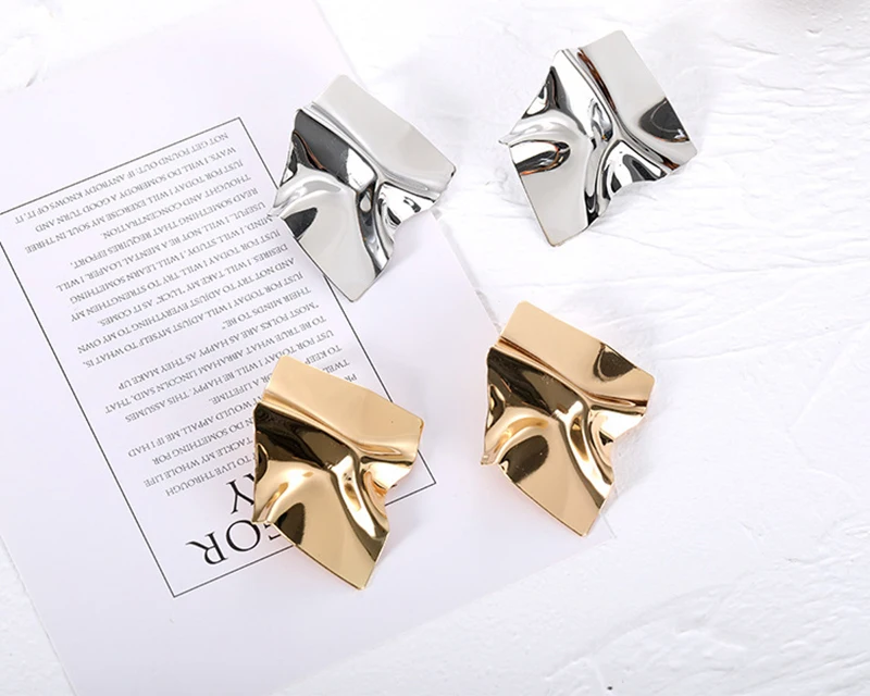 Temperament mirror earrings (1)
