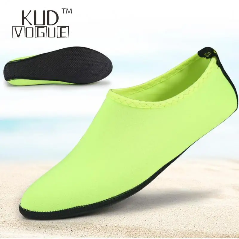 

Water Shoes Men Swimming Shoes Solid Color Design Summer Aqua Beach Shoes Sea S Sneaker for Men zapatos hombre 7479