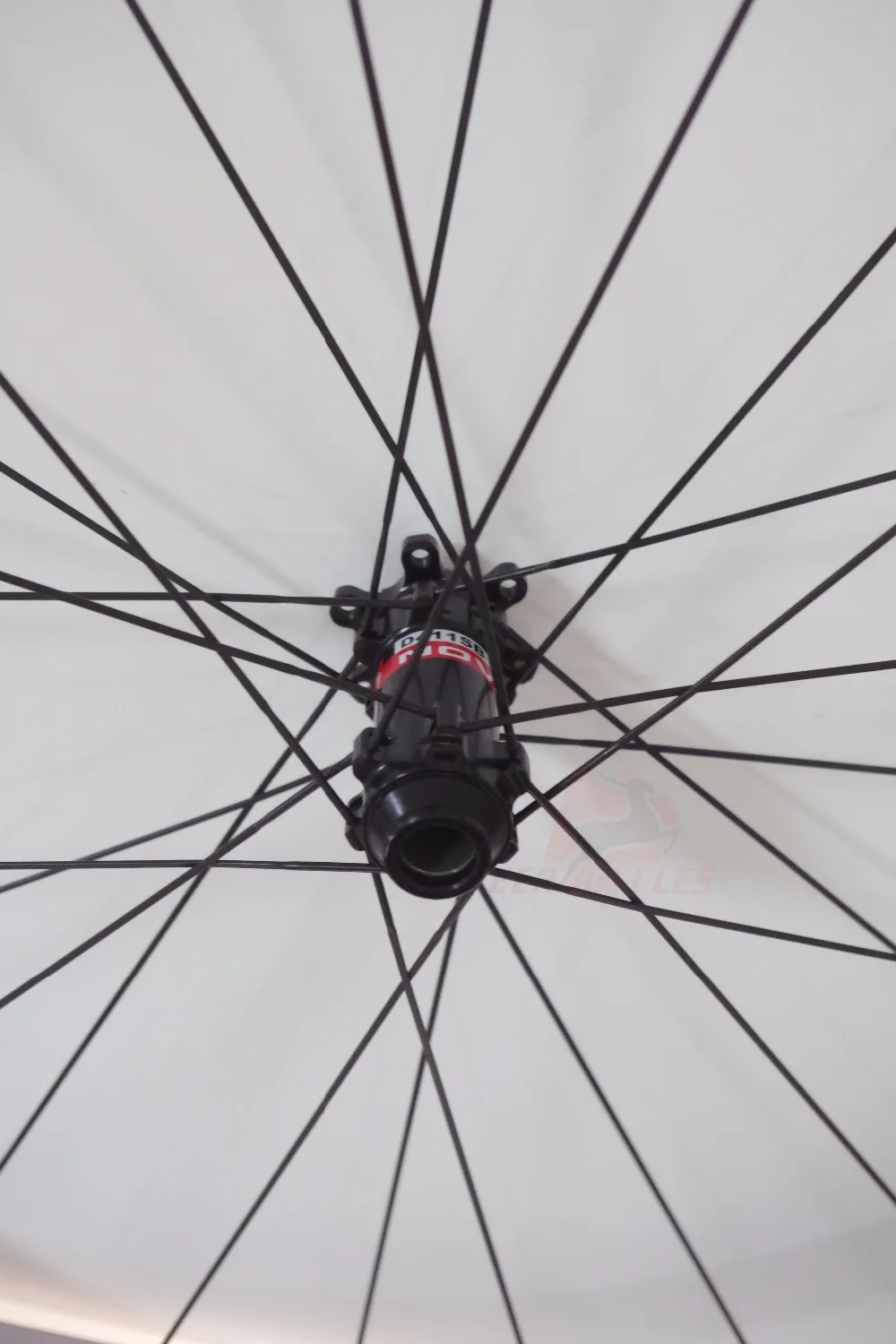 Discount 1303g Lightest 700C 38mm Asymmetric Carbon Bike Wheel set Tubeless Clincher Road Disc Cyclocross CX Bicycle Wheels 24H 28H XDR 6 Discount 1303g Lightest 700C 38mm Asymmetric Carbon Bike Wheel set Tubeless Clincher Road Disc Cyclocross CX Bicycle Wheels 24H 28H XDR 6