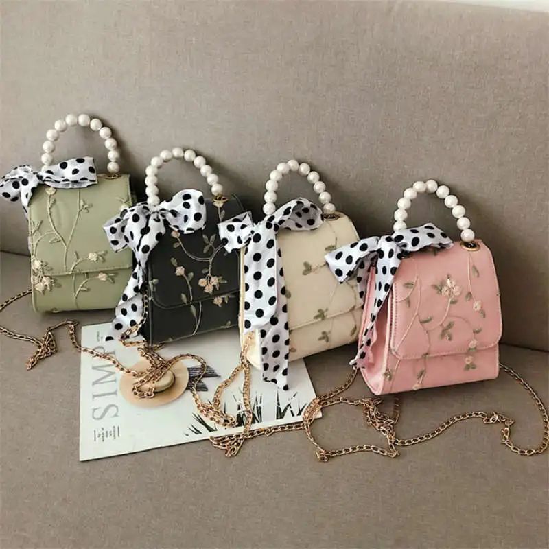 

2019 New Women Floral Embroidery Small Shoulder Bag Ladies Messenger Bag Mini Handbag