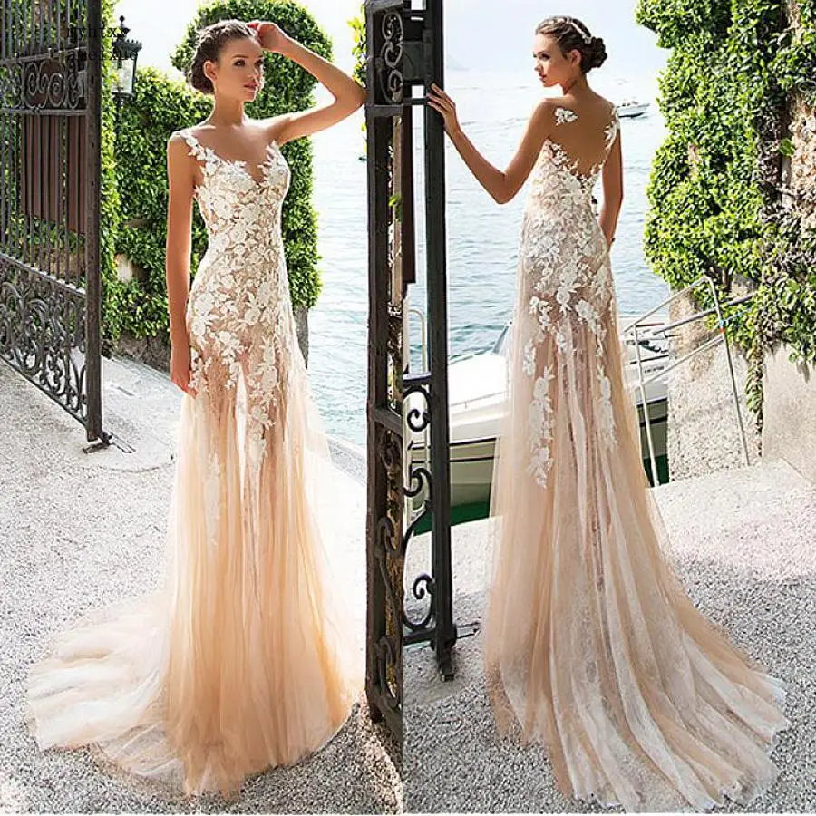 

Lace Bateau Neckline See-through Sheath Boho Long Wedding Dresses 2019 Appliques Bridal Dress Plus Size Vestido De Noiva Luxury