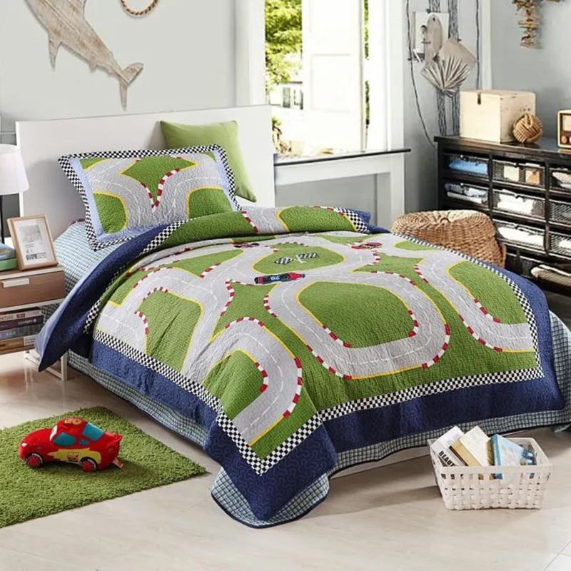 

Free shipping MV race track for boys kids bedding set racing car handmade embroidery applique patchwork quilt bedspread 2pcs set