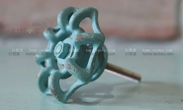 

5.2 * 5.2 * 6cm Small handle modern minimalist Continental Pastoral wardrobe door handle Wind Industry Antique drawer handle