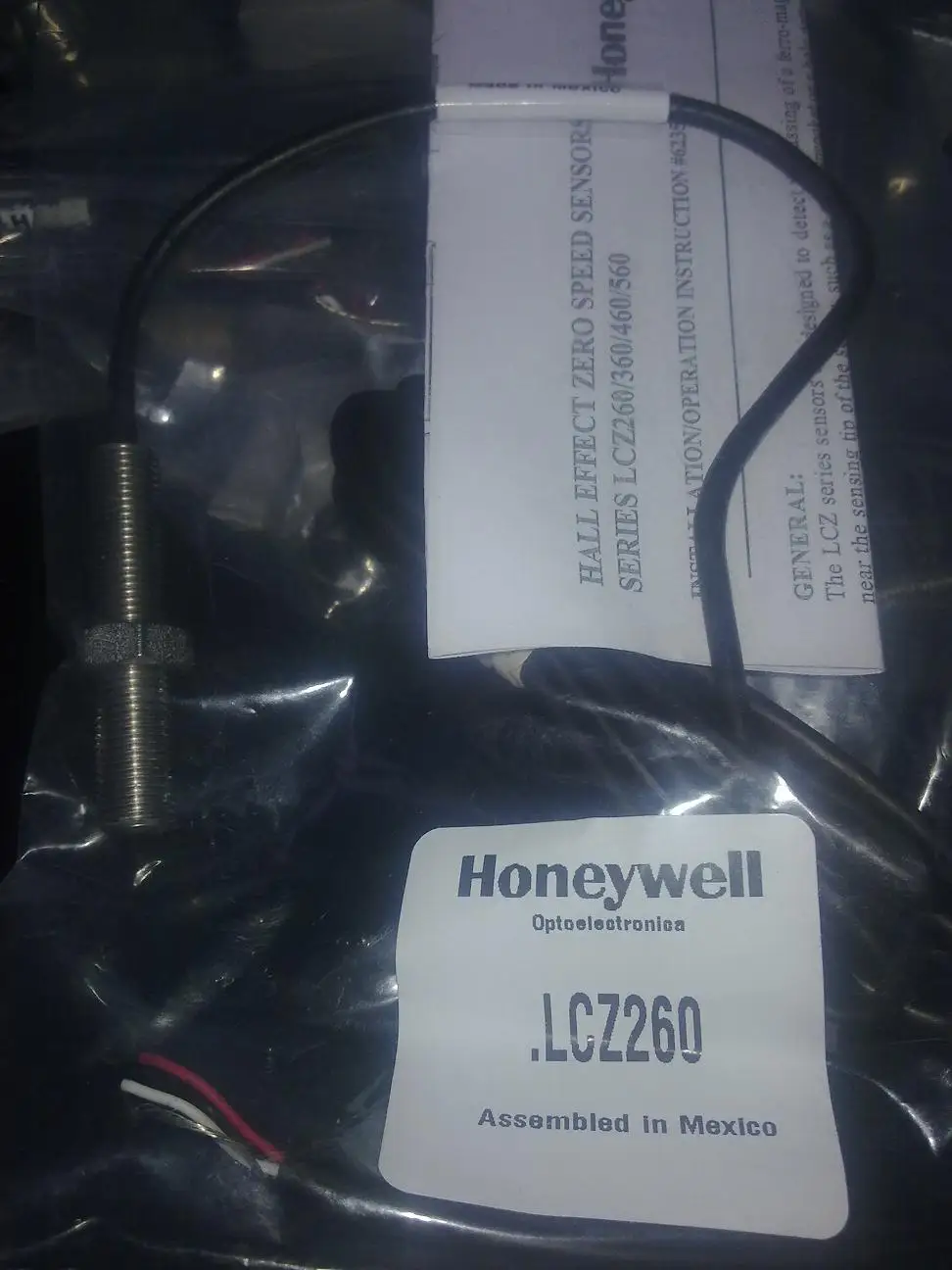 LCZ260 effect position sensor