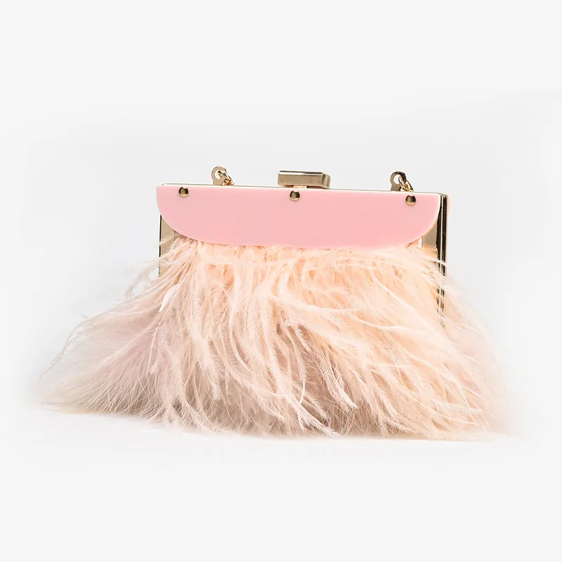 

Women's Fashionable Messenger Bags Decorated with Ostrich Hair, Popular In Europe and America, Chain Bag