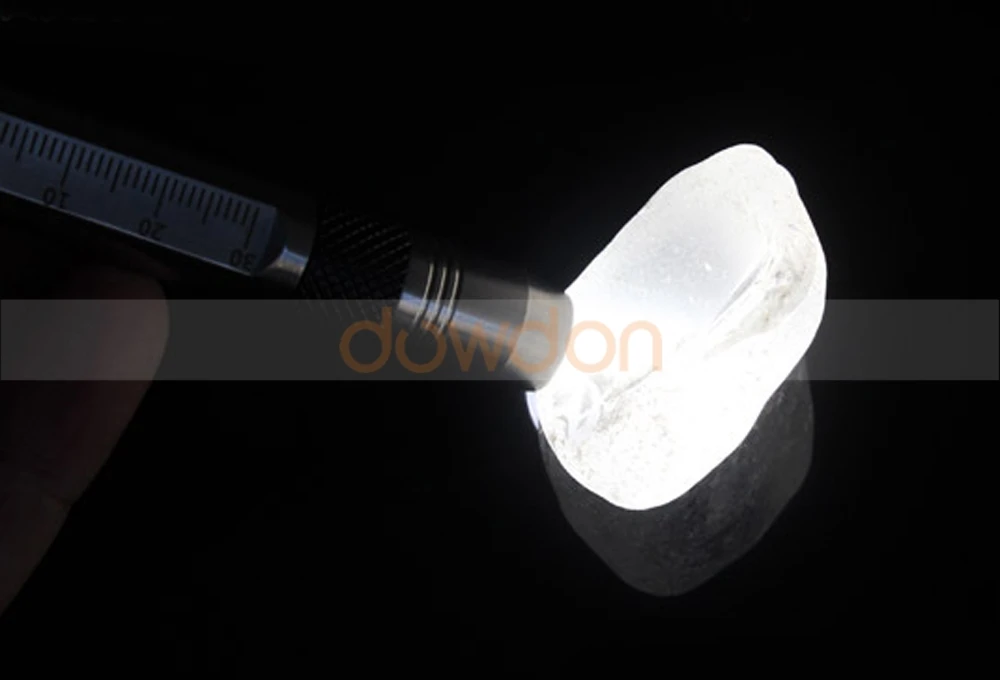 V2 stainless steel mini flashlight 8025 161108 (1)