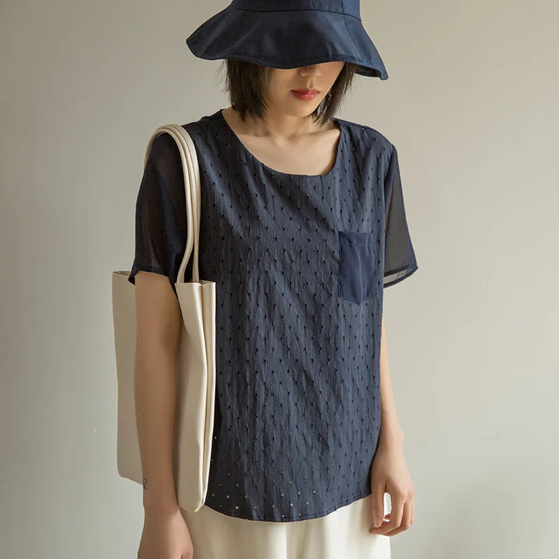 

Johnature Korean Simple Short Sleeve Women T-Shirts Hollow Out Patchwork Chiffon O-neck Solid Color Summer New Tops 2019