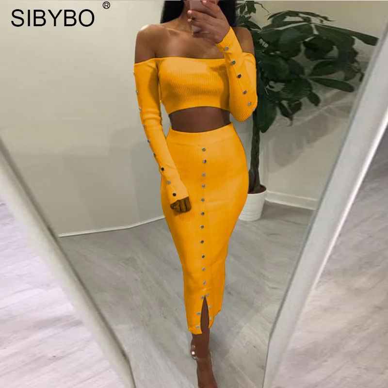 Женское платье Sibybo длинное облегающее с длинным рукавом без бретелек на кнопках