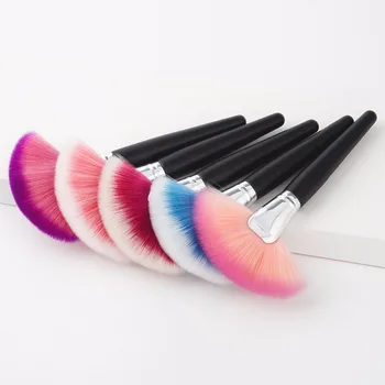 

Hot Brand Large Rainbow Fan Shape Soft Blush Makeup Brushes Foundation Loose Powder Blush Brush Beauty Cosmetics Tool