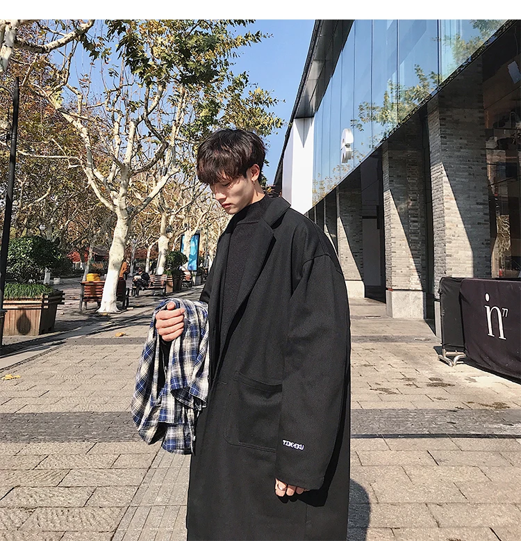 Весенняя Корейская версия студенческого стиля, модная трендовая повседневная мужская длинная свободная ветровка с длинными рукавами, пальто с отворотом