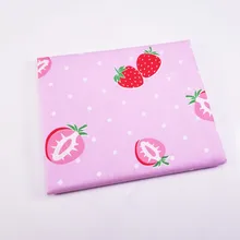 С изображением клубники детская твиловая, хлопковая ткань, половина метра для лоскутное стеганое детское постельное белье Одеяло швейная ткань Материал