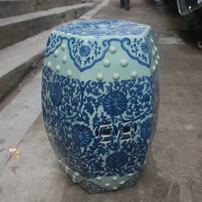 Jindezhen Chinese ceramic drum stool bathroom dressing blue and white antique chinese garden stool (2)