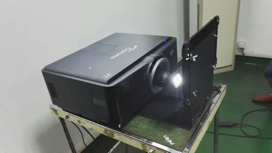 Optional Lens for Brand Large Venue Projectors (6)