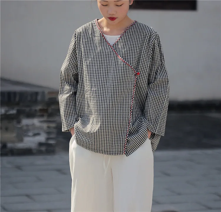

Vintage Plaid Tops 2019 Spring Summer Cotton Linen Shirt Button Three Quarter Fashion Loose Female Blouse YoYiKamomo