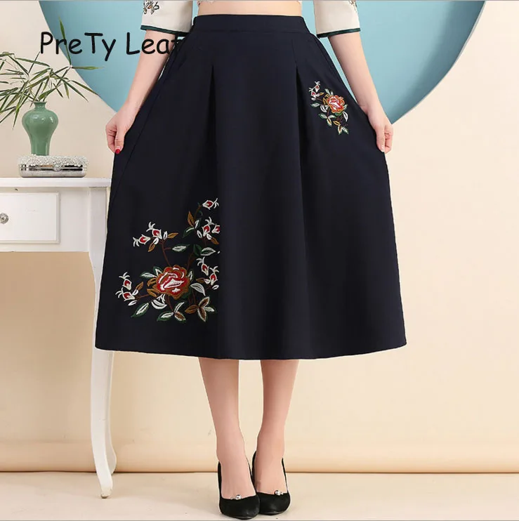 Весенняя юбка из хлопка и льна в этническом стиле с высокой талией и вышивкой