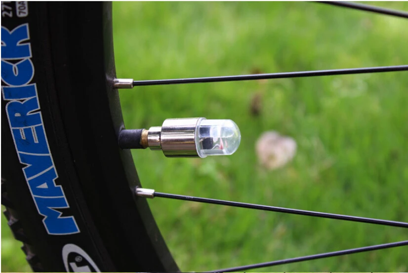 Excellent bike light with battery mountain road bike bicycle lights LEDS Tyre Tire Valve Caps Wheel spokes LED Light BL2101 0 Excellent bike light with battery mountain road bike bicycle lights LEDS Tyre Tire Valve Caps Wheel spokes LED Light BL2101 0